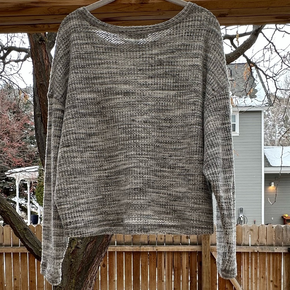 Michael Stars Cropped Lightweight Oversized Sweater Medium - Picture 7 of 14